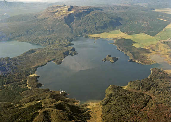 Lake Rotomahana and Mt Tarawera Rift, Bay of Plenty.