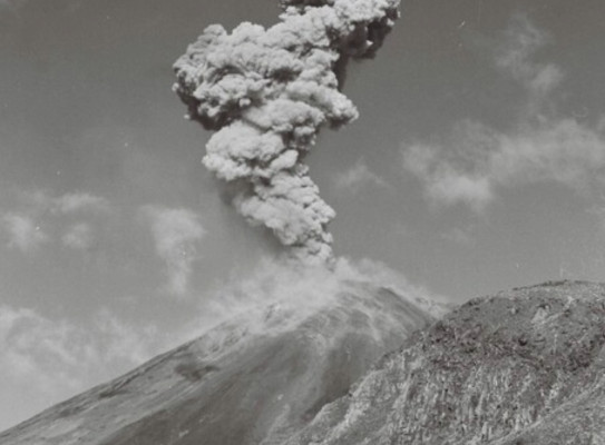 Ash cloud above Ngāuruhoe during 1954 eruption