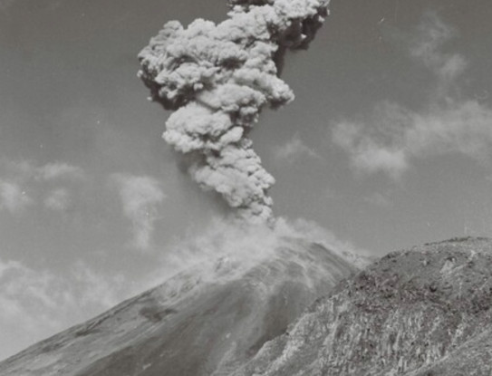 Ash cloud above Ngāuruhoe during 1954 eruption