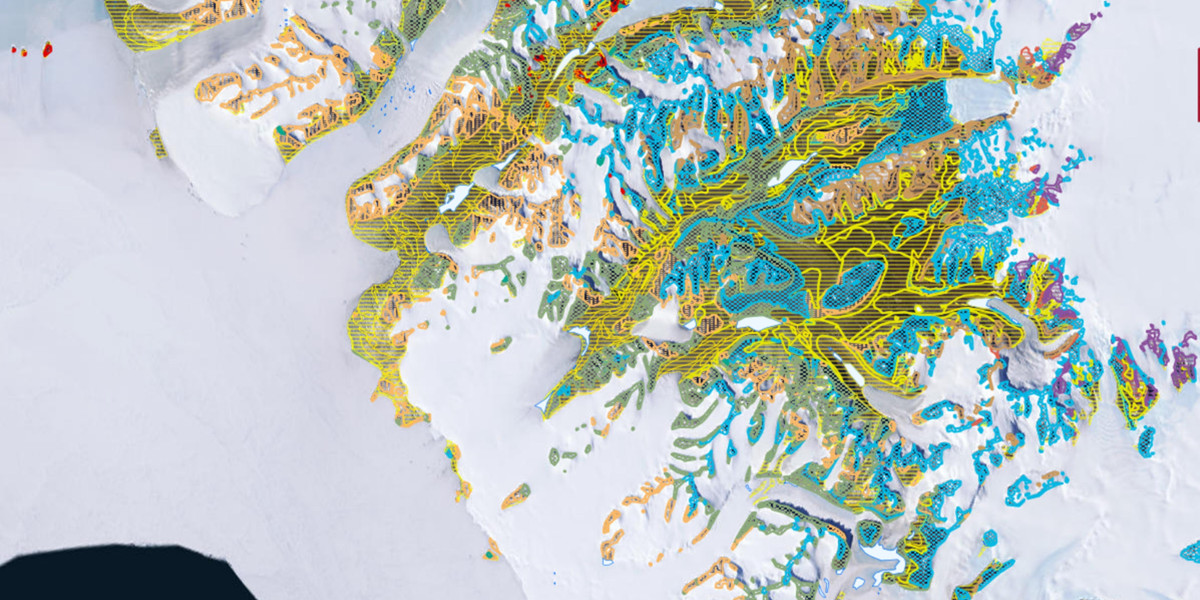 A continent-wide detailed geological map dataset of Antarctica